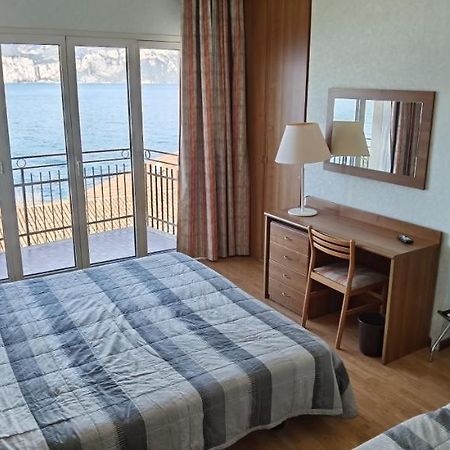 Hotel Nike برنزوني سول جاردا المظهر الخارجي الصورة